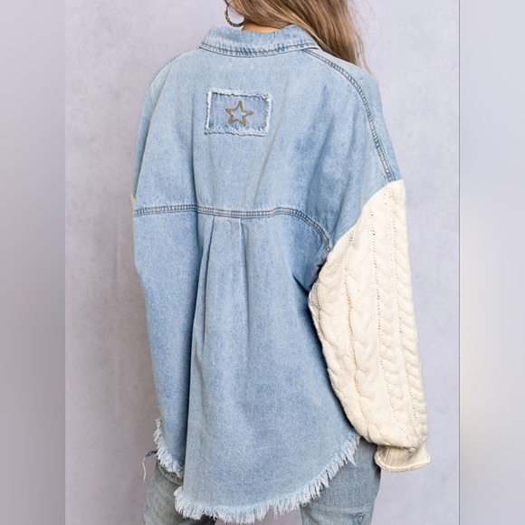 NEW! FABULOUS CHIC BOHO Contrast Sweater Sleeve Button Down Collared Shacket - Picture 4 of 7